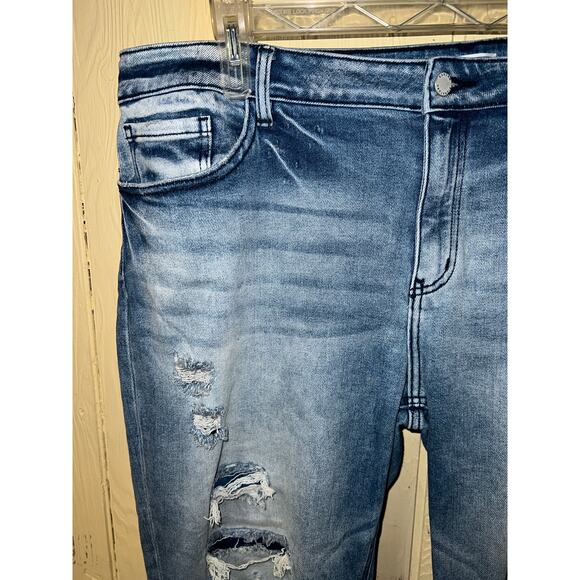 KanCan Maurices Jeans Womens 20 36 Mid Rise Super Flare Fray Raw Hem Shreds Rips - Picture 7 of 8